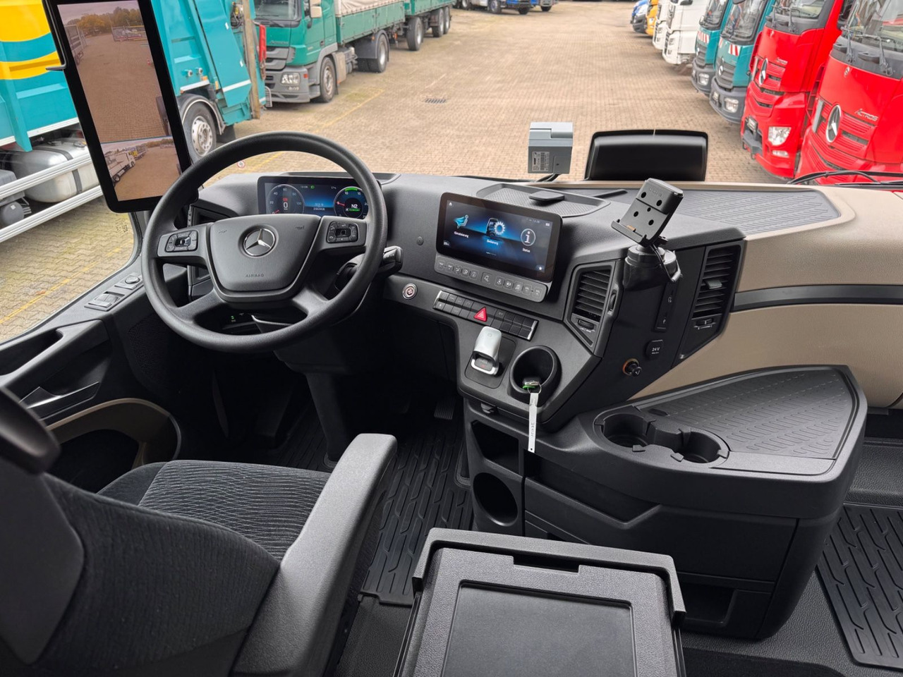 Tracteur routier Mercedes-Benz 1848 Actros 5   BigSPace: photos 17