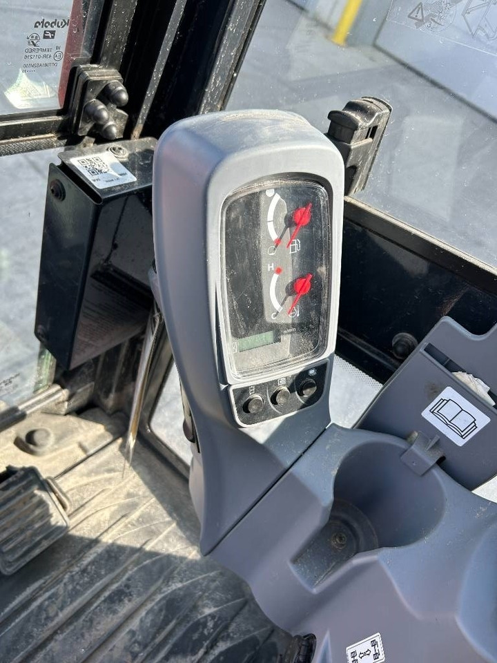 Mini pelle Kubota KX 019-4: photos 16