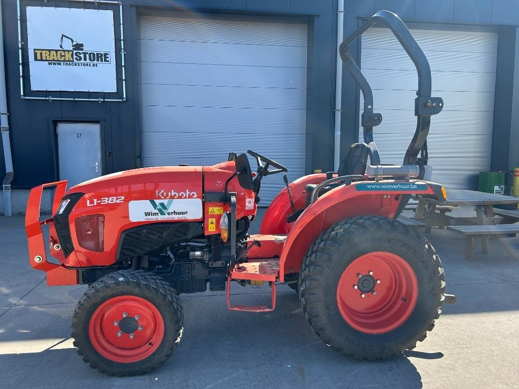 Kubota L1-382 HST - Tracteur communal: photos 1 Kubota L1-382 HST - Tracteur communal: photos 1
