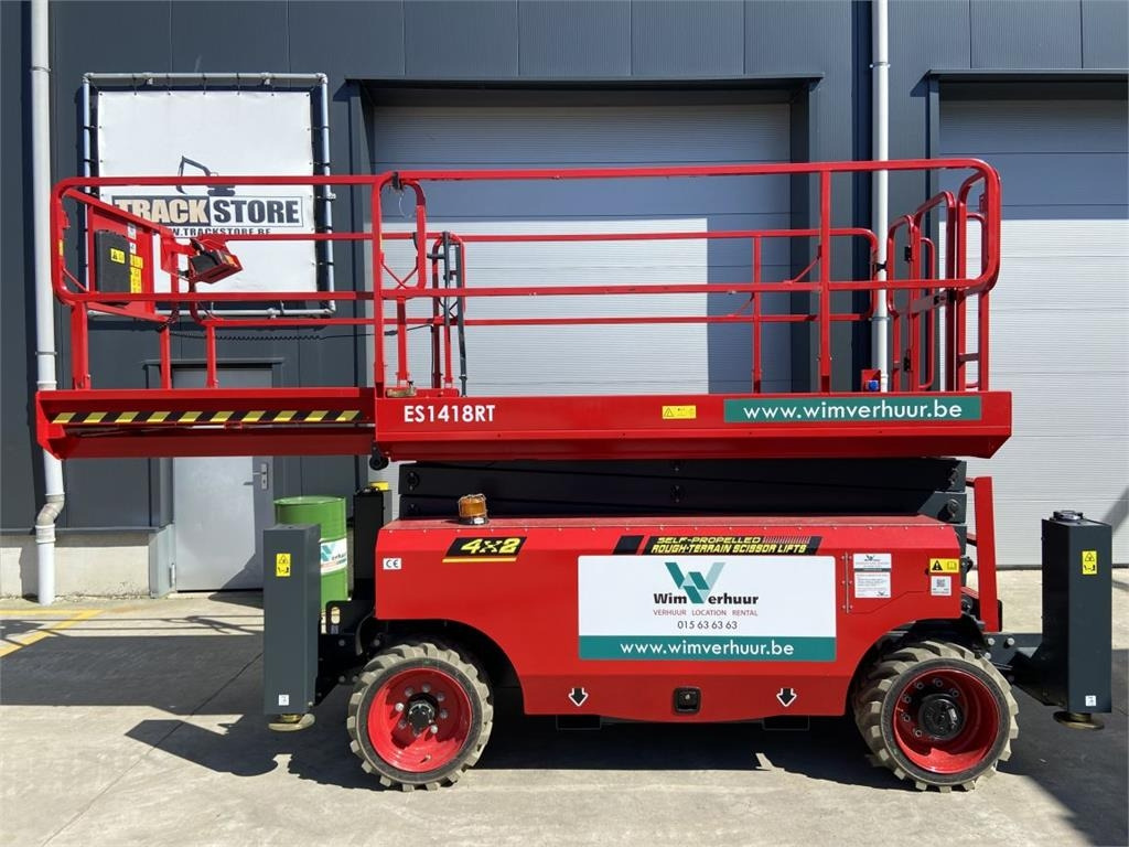 Magni ES1418RT (7940) - Nacelle ciseaux: photos 4 Magni ES1418RT (7940) - Nacelle ciseaux: photos 4