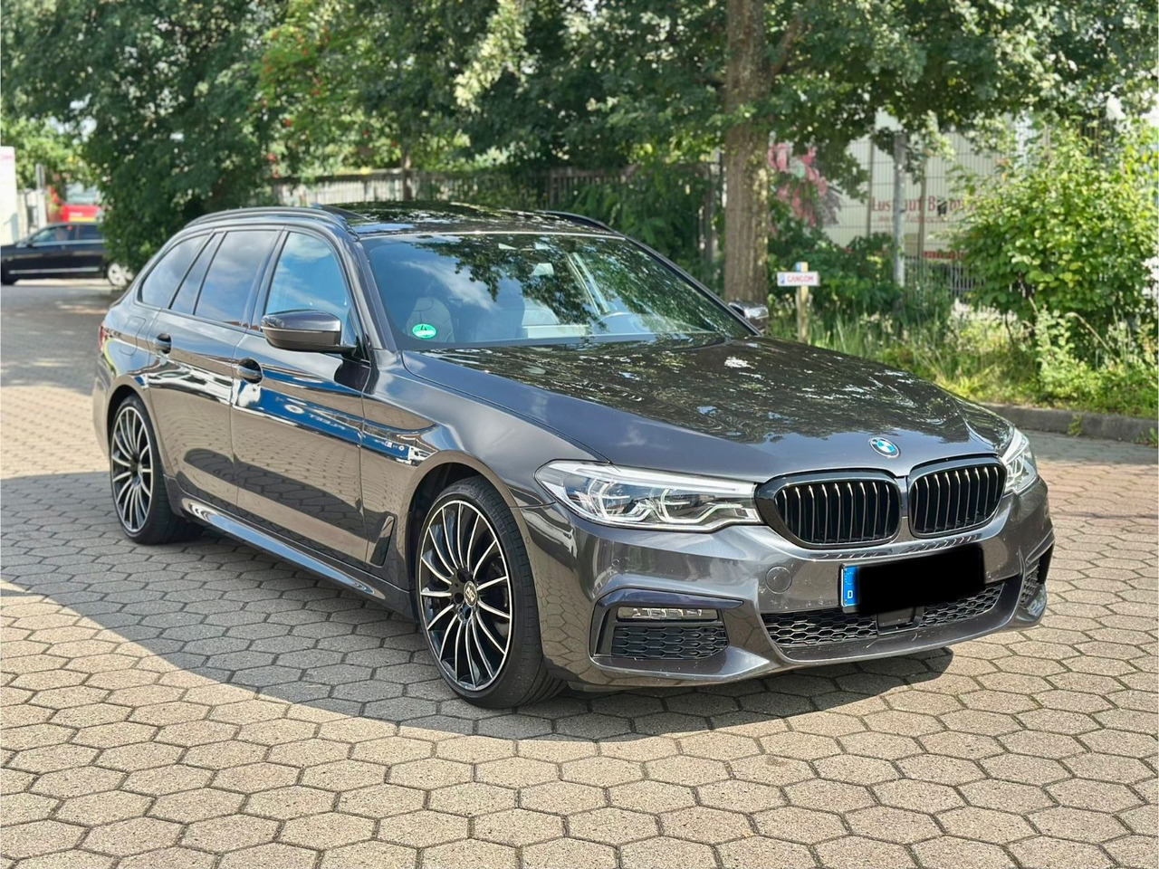 BMW M 540d xD Touring A*M Sport*HuD*20 Zoll*Pano*LED - Voiture break: photos 1 BMW M 540d xD Touring A*M Sport*HuD*20 Zoll*Pano*LED - Voiture break: photos 1
