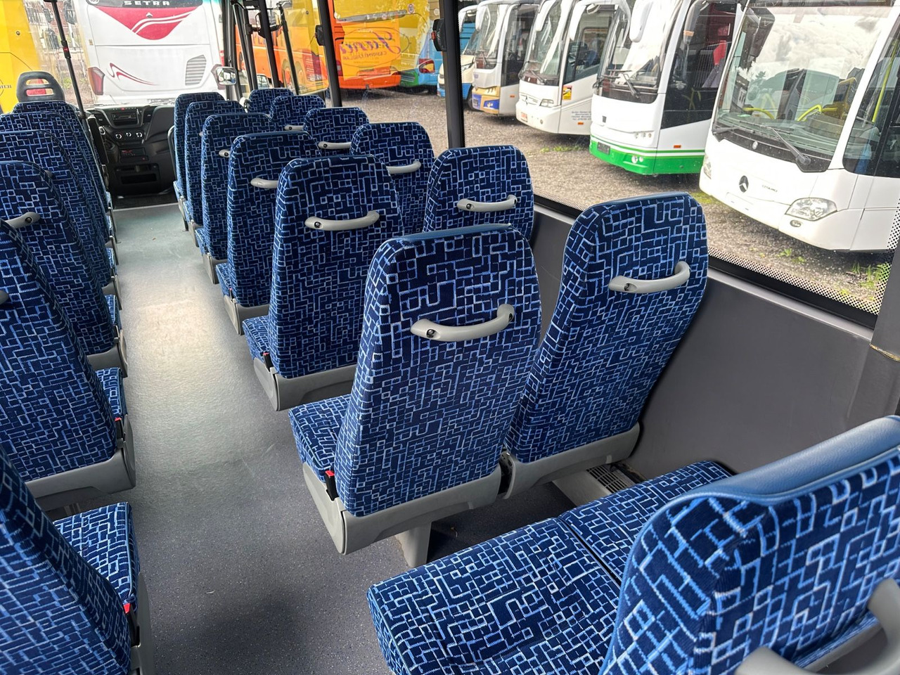 Minibus, Transport de personnes Iveco Rapido 70C18 (wenig Km*7.2t*33 Sitze) Rosero: photos 15