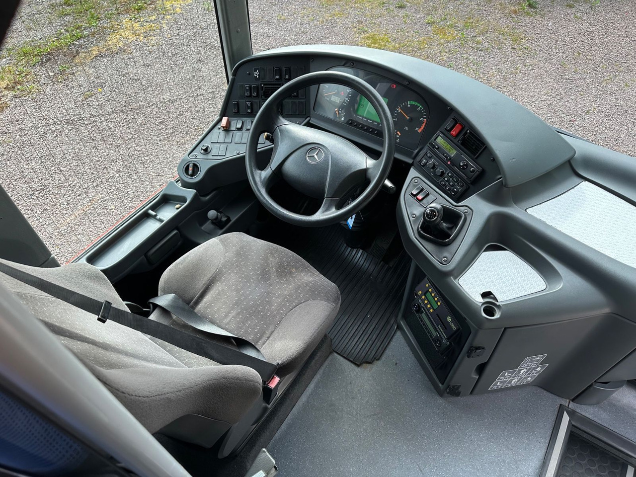Mercedes-Benz O550 Integro (56 Sitze*Klima*Schalt) - Bus interurbain: photos 5 Mercedes-Benz O550 Integro (56 Sitze*Klima*Schalt) - Bus interurbain: photos 5