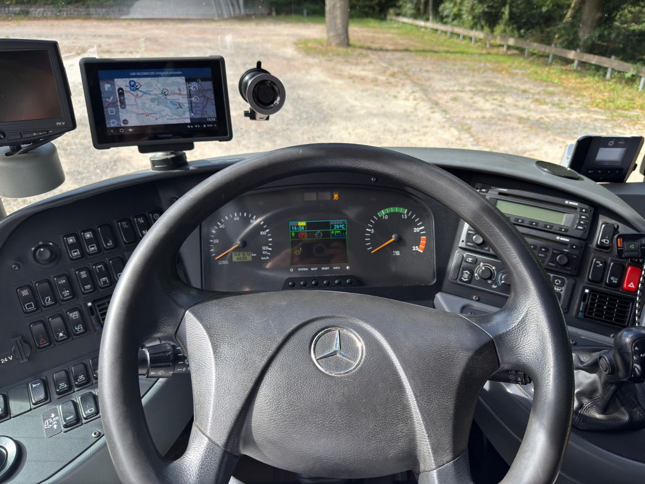 Mercedes-Benz Tourismo O350 17 RHD-L (59Sitze*DE*TOP) - Autocar: photos 5 Mercedes-Benz Tourismo O350 17 RHD-L (59Sitze*DE*TOP) - Autocar: photos 5