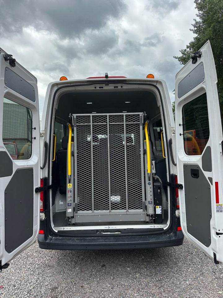 Volkswagen Crafter (PDC*StandHz.*Behinderten gerecht) - Transport de personnes: photos 3 Volkswagen Crafter (PDC*StandHz.*Behinderten gerecht) - Transport de personnes: photos 3